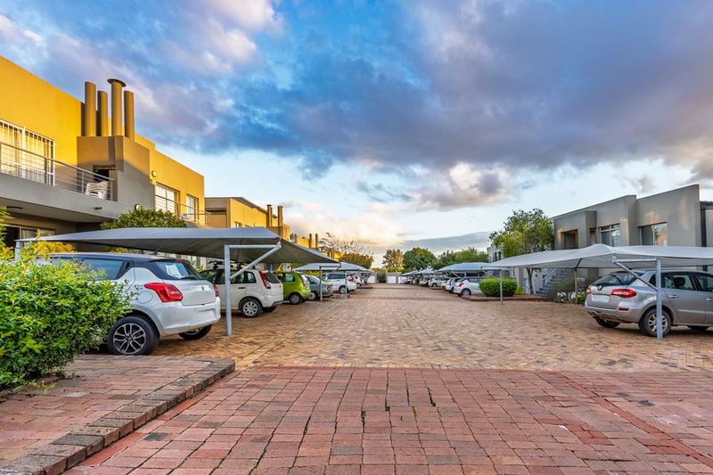 To Let 1 Bedroom Property for Rent in Kenridge Western Cape